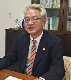 川端 康成弁護士